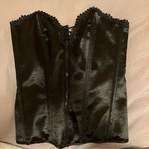 Fredrick’s of Hollywood Black Zipper Corset